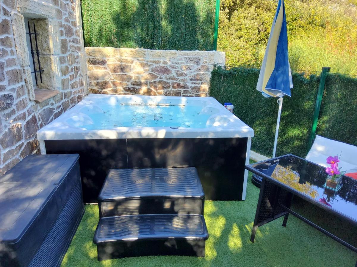 GITE les Faillants, SPA PRIVATIF, PISCINE à LORGUES Esterno foto